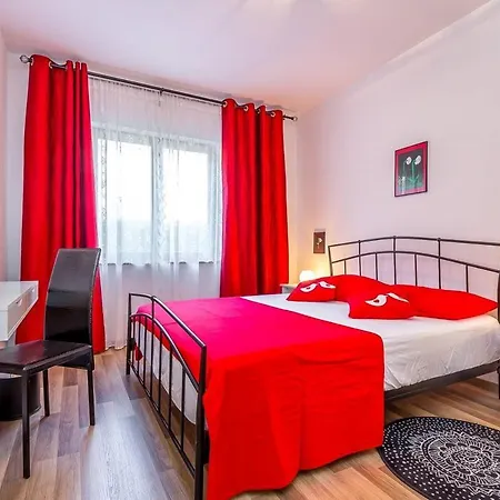 Apartment Miro Pula